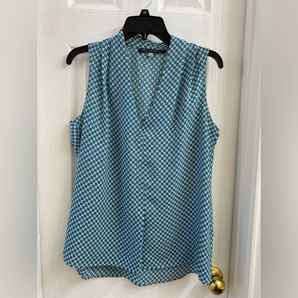 Rose & Olive Size L Floral Green Plunge Neck Top Blouse Women